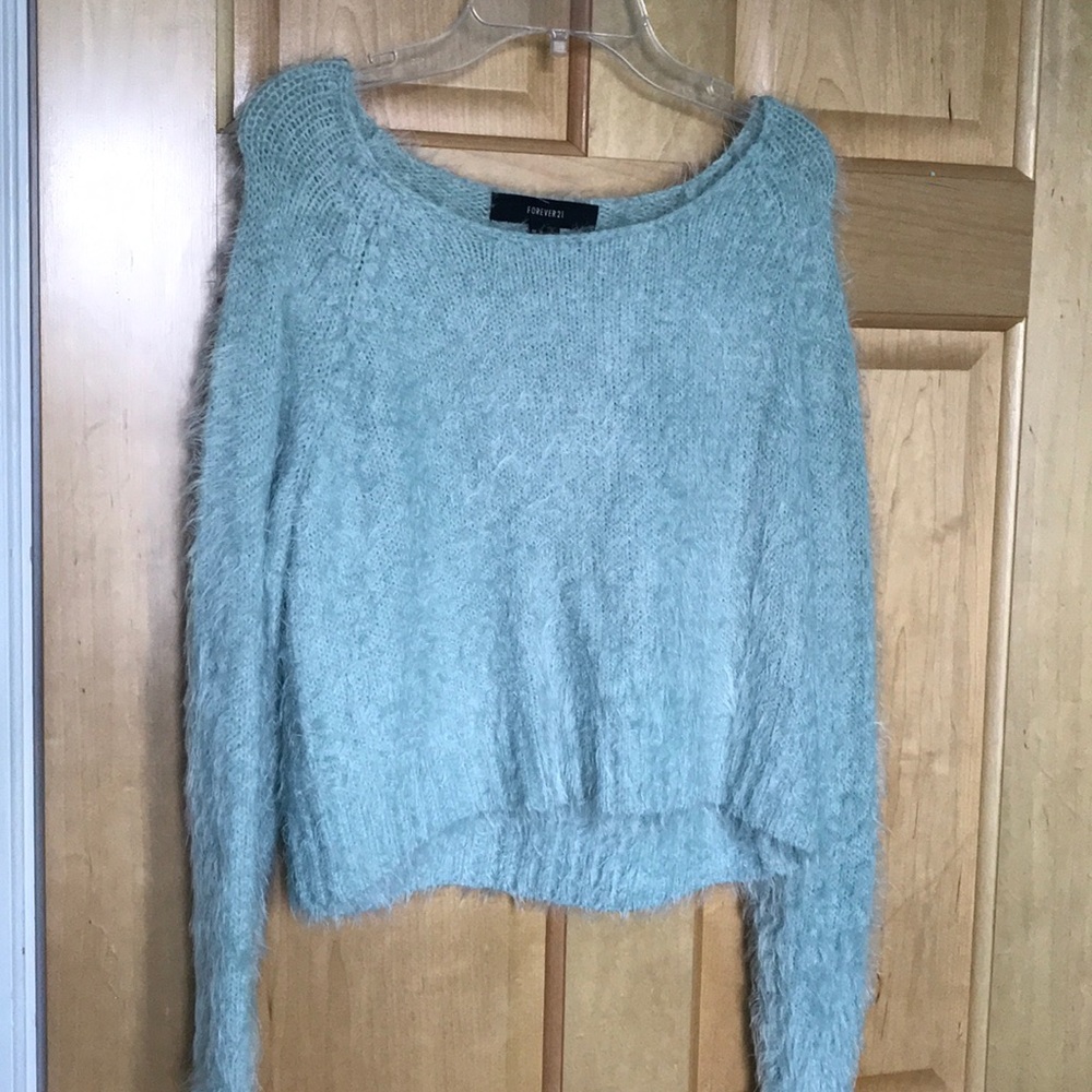 FOREVER 21 FUZZY SWEATER